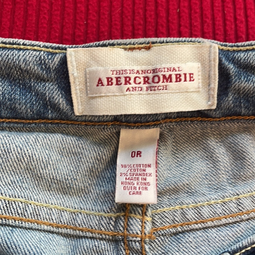 Abercrombie & Finch Low Rise Bootcut Jeans | 0R - Picture 14 of 15